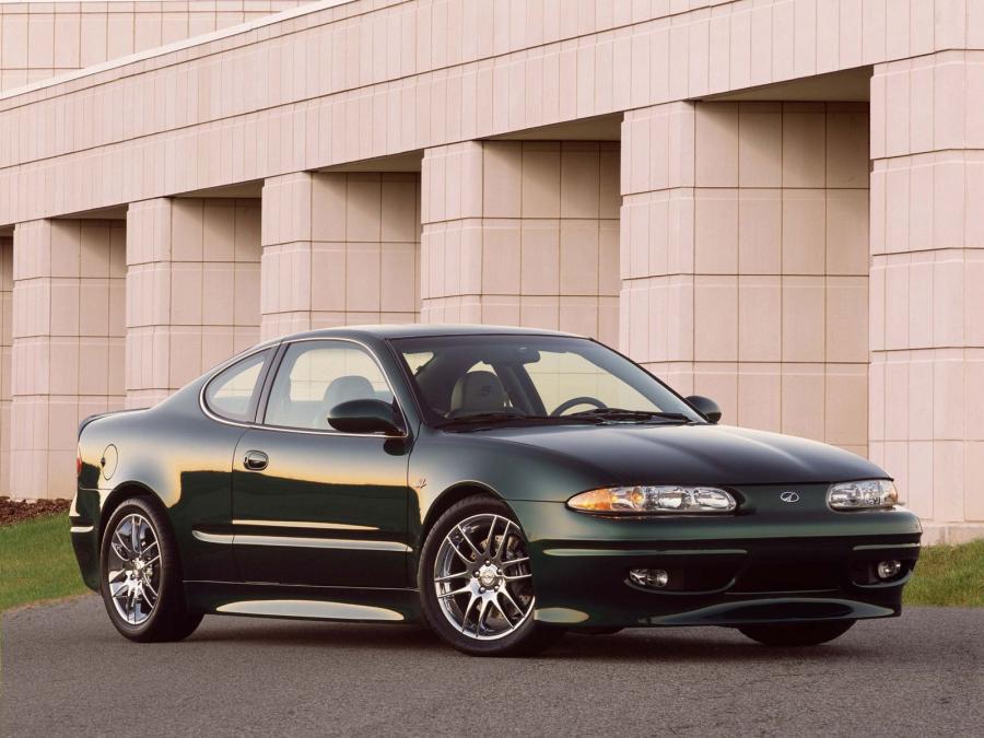  Oldsmobile Alero OSV Concept 2000 года  (фото 4 из 6)